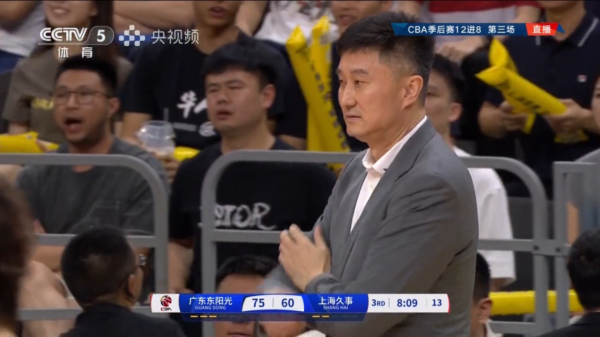 包含上海男篮连胜比赛濒临季后赛的词条