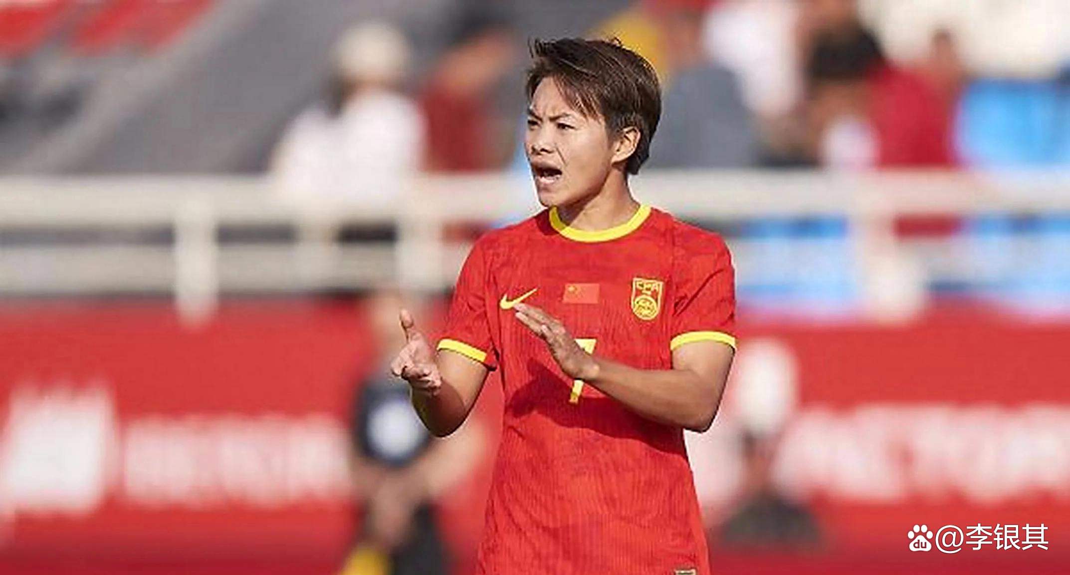 比利时女足队员努力拼搏,终以微弱优势获胜的简单介绍 比利时女足队员努力拼搏,终以微弱优势获胜的简单介绍