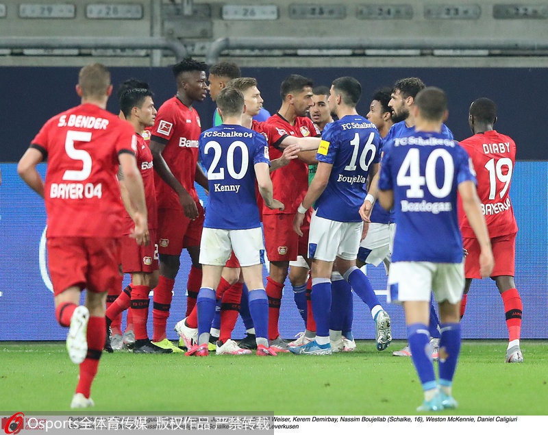 勒沃库森客场大胜沙尔克,暂时稳住榜首位置的简单介绍 勒沃库森客场大胜沙尔克,暂时稳住榜首位置的简单介绍