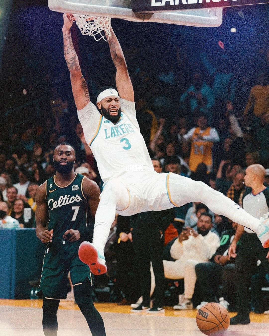 杏彩体育app-关于雷恩队员状态火热，全队斩获胜利的信息