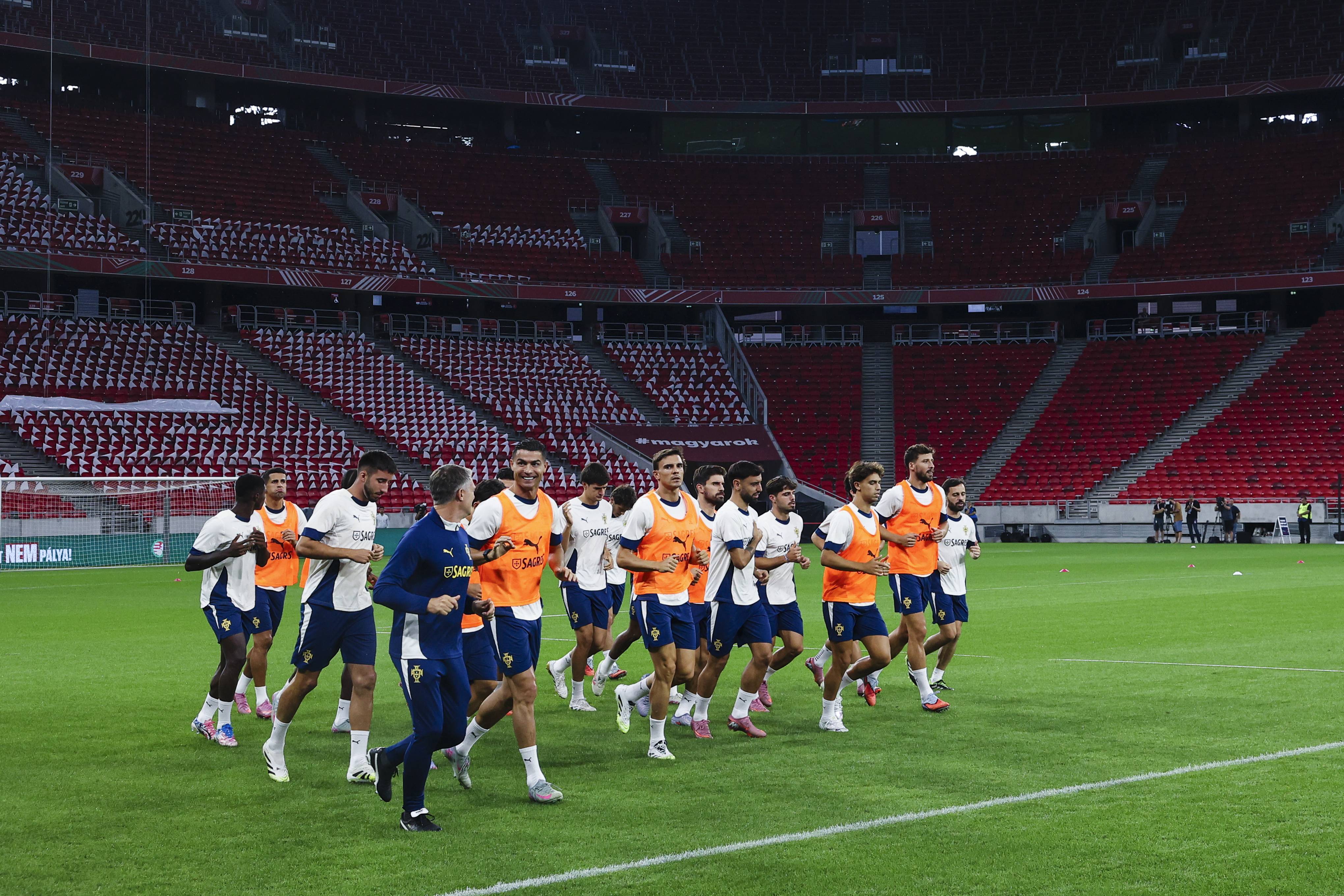 足球赛事临时取消，原因因备战不足