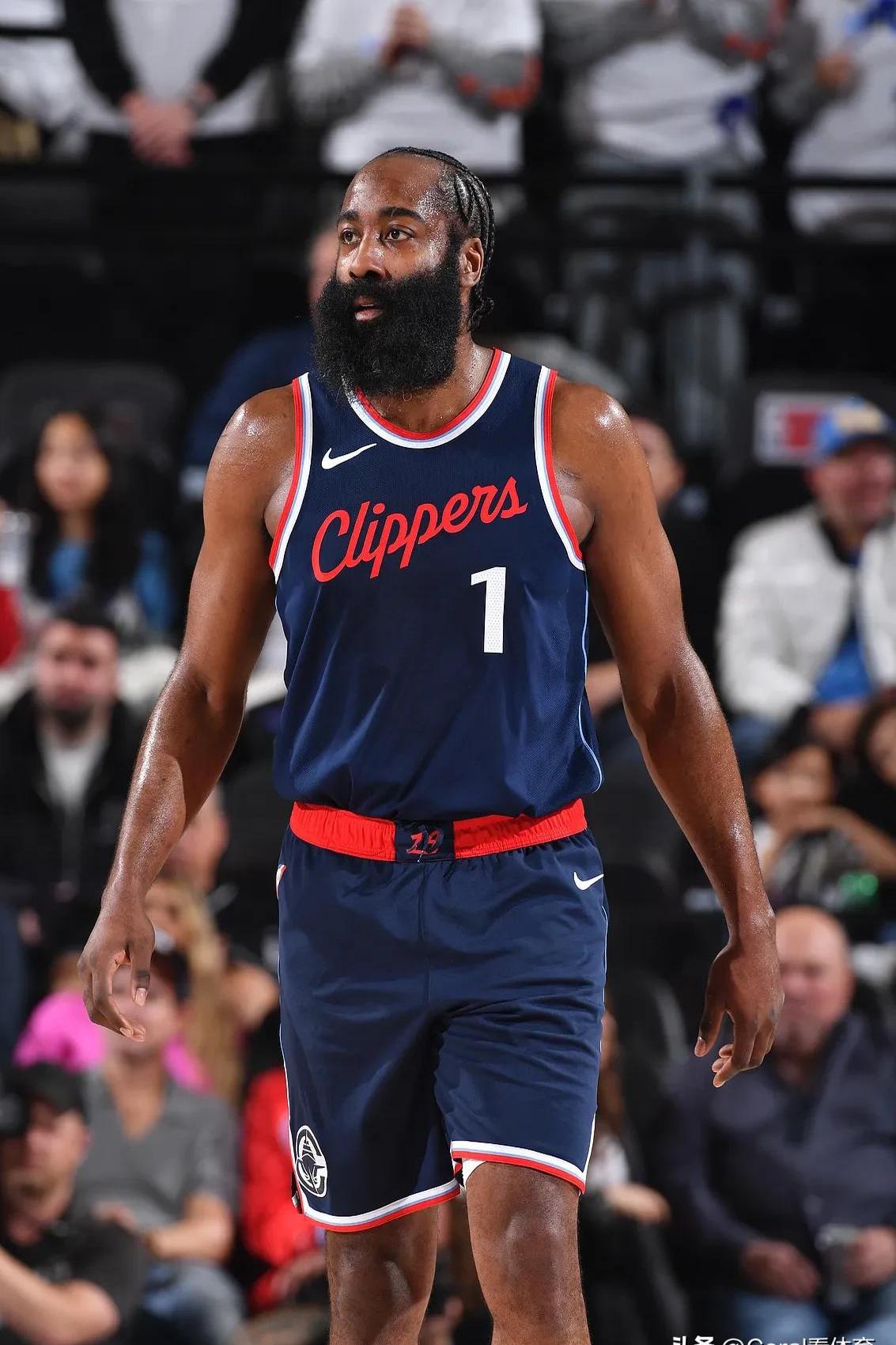 杏彩体育亚洲官网-快船队靠一己之力逆袭，实现两连胜