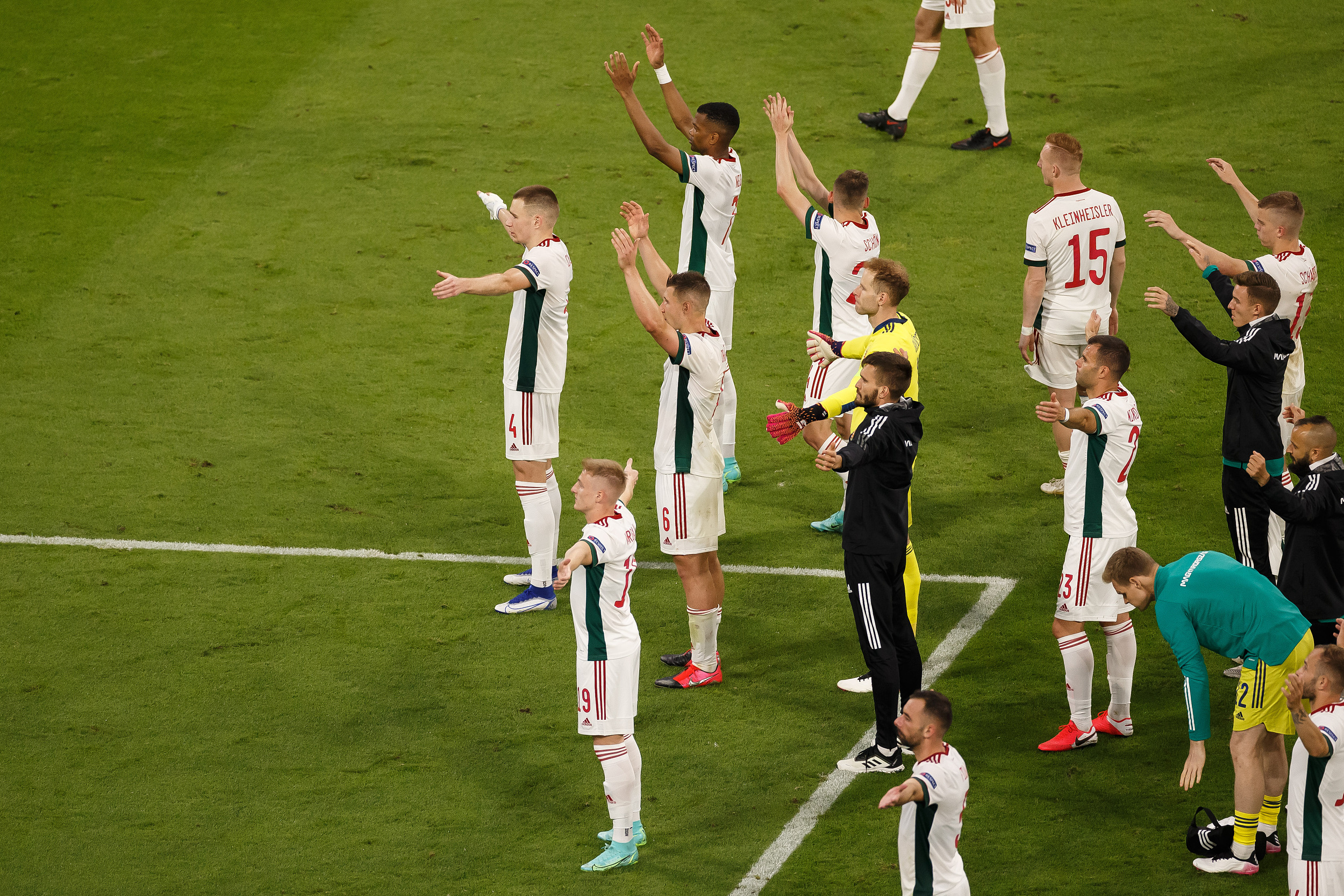 匈牙利队在洲际比赛中实现胜利 匈牙利队在洲际比赛中实现胜利