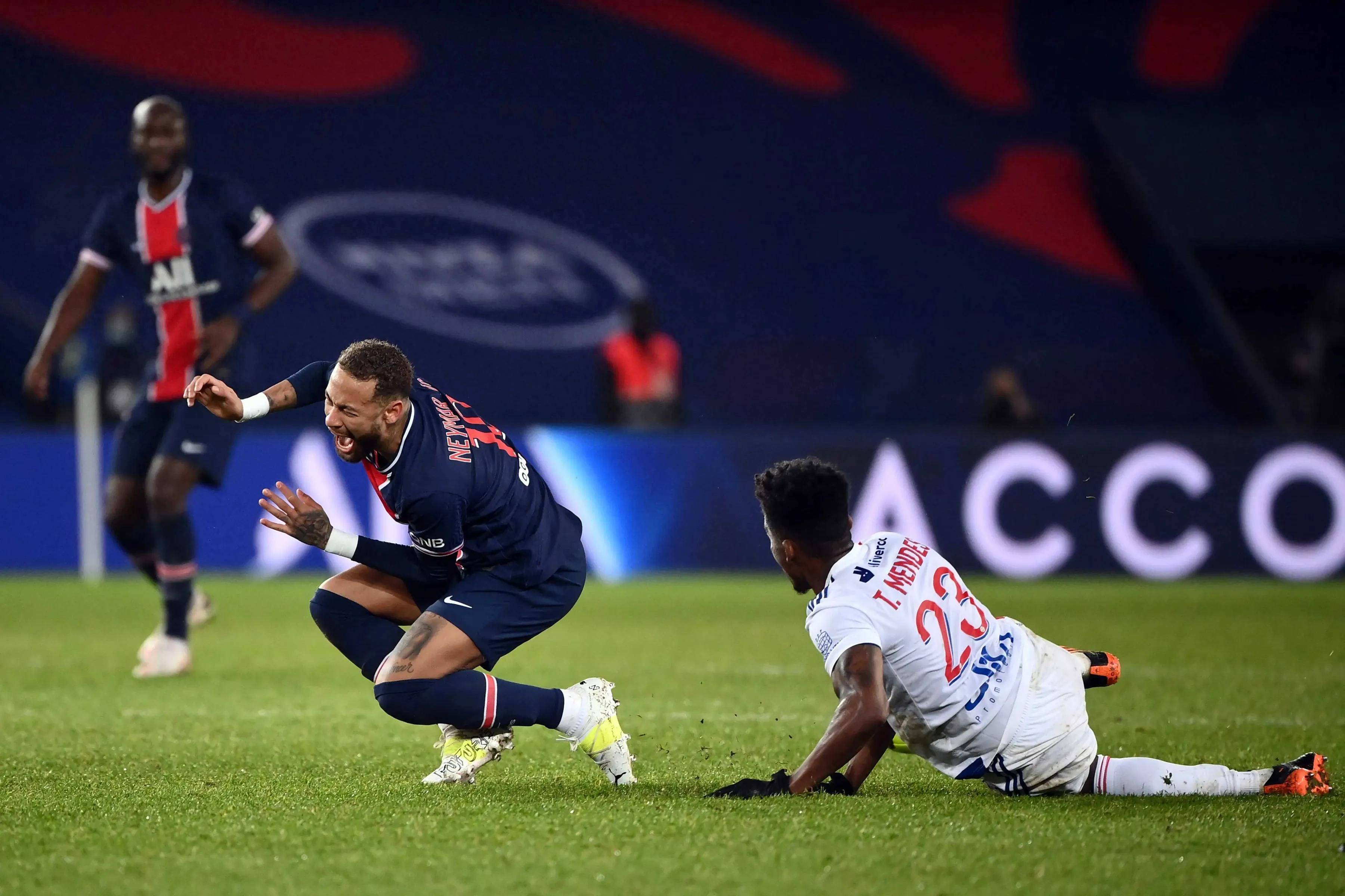 热刺中场表现低迷，教练组或将进行调整