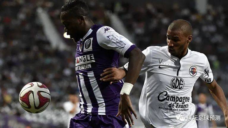 卡昂迎战图卢兹：双方火拼不停