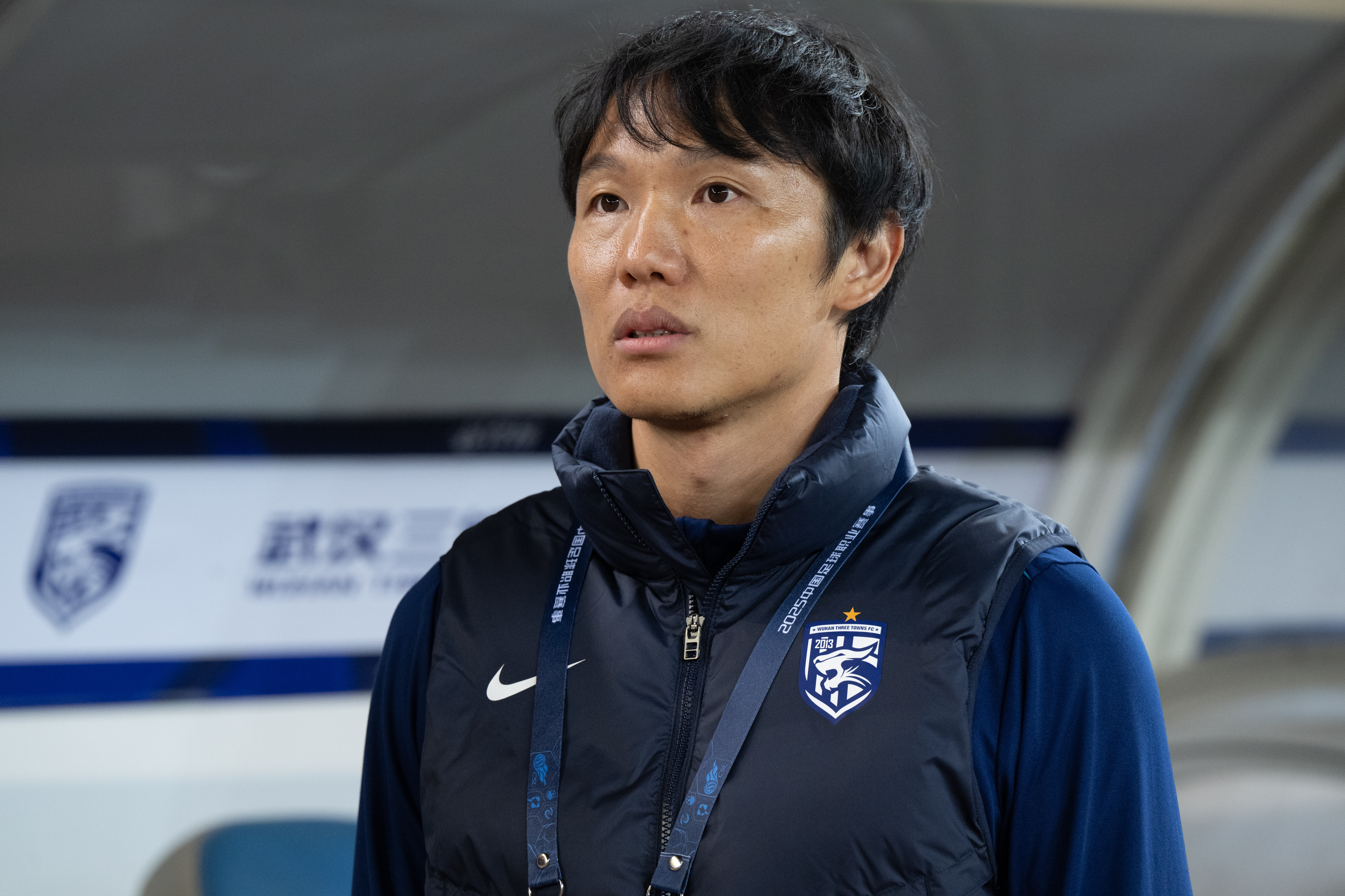 本场关键比赛,球队执行教练严格要求,表现出色 本场关键比赛,球队执行教练严格要求,表现出色