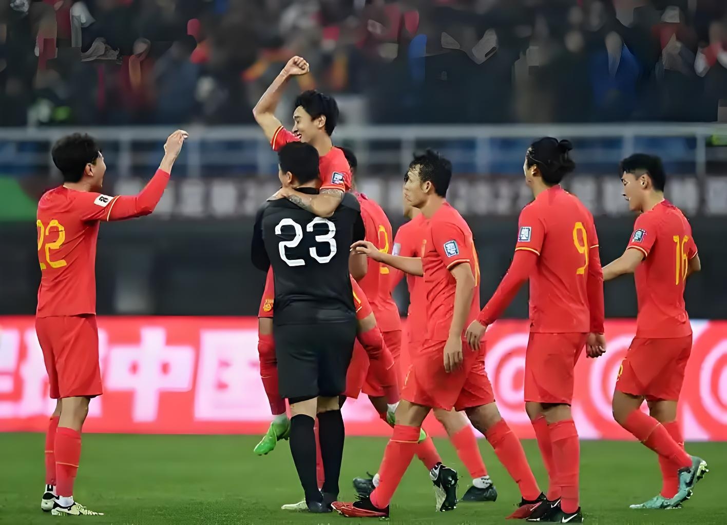 韩国队队员发挥出色,积极备战下一场比赛 韩国队队员发挥出色,积极备战下一场比赛