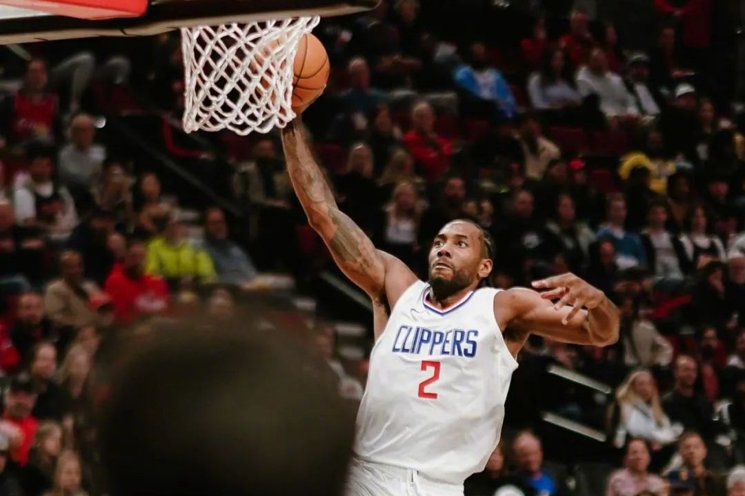 诺维奇后卫出色发挥，帮助球队挣得宝贵分的简单介绍